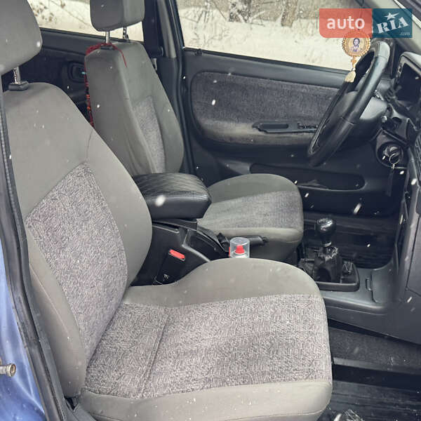 Седан Daewoo Nexia 2006 в Днепре