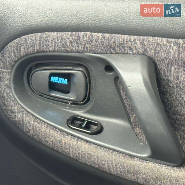 Седан Daewoo Nexia 2006 в Днепре