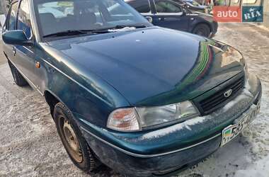 Седан Daewoo Nexia 1997 в Ромнах