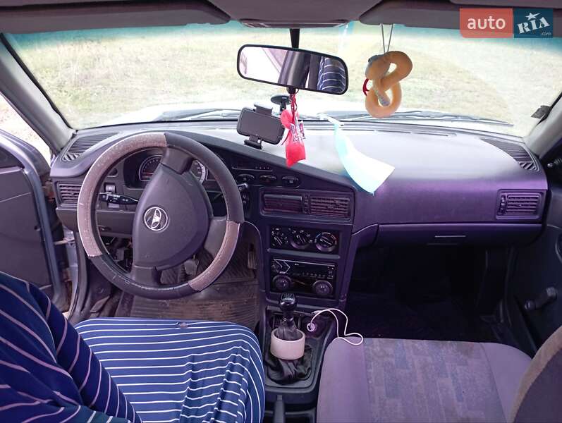 Седан Daewoo Nexia 2012 в Луцке