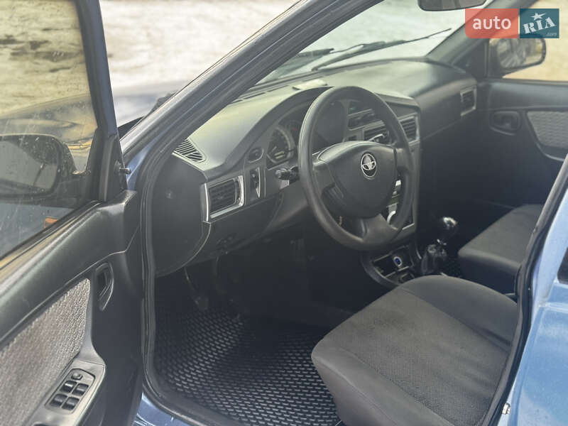 Седан Daewoo Nexia 2008 в Василькове