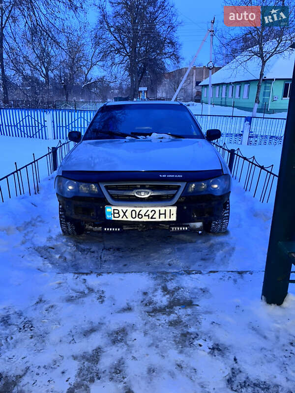Седан Daewoo Nexia 2008 в Староконстантинове