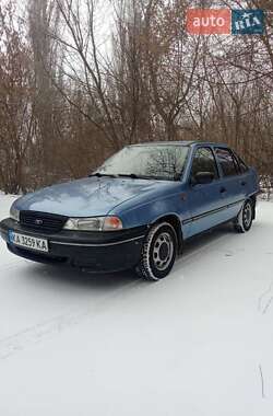 Седан Daewoo Nexia 2007 в Хороле