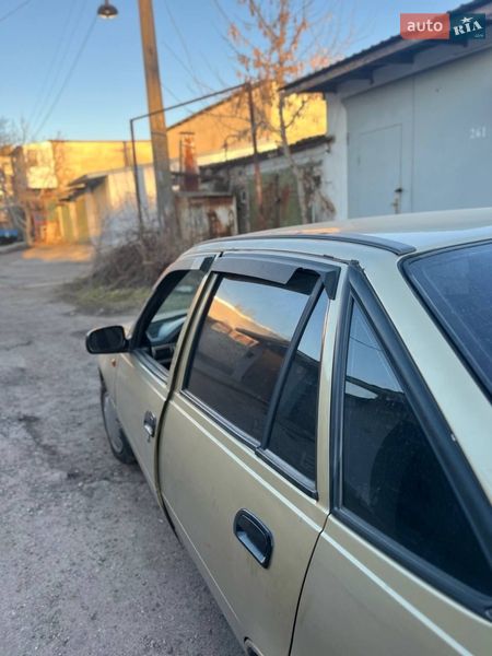 Седан Daewoo Nexia 2008 в Николаеве