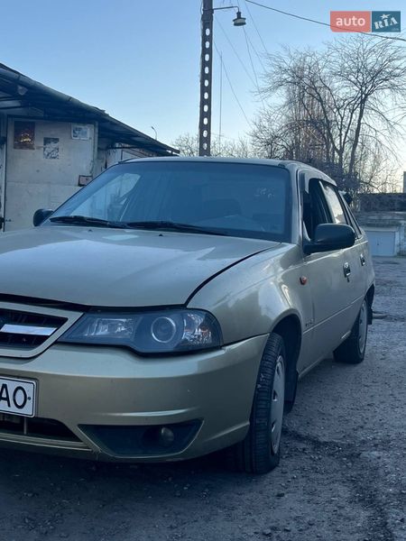 Седан Daewoo Nexia 2008 в Николаеве