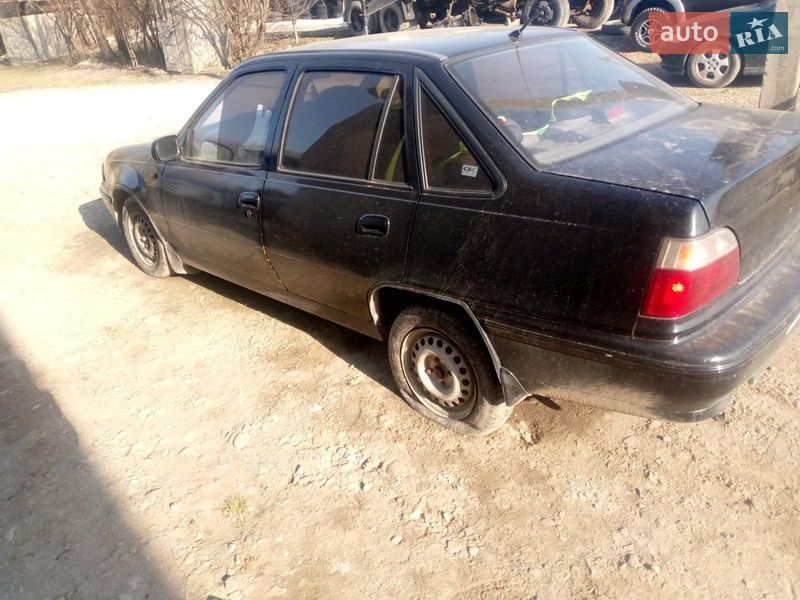 Седан Daewoo Nexia 2008 в Золочеві