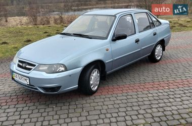 Седан Daewoo Nexia 2011 в Вишневому