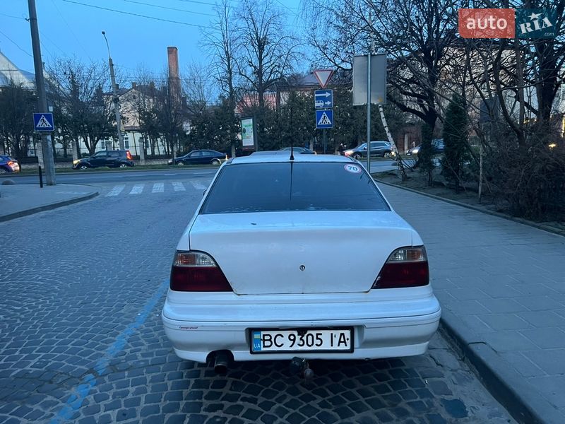 Седан Daewoo Nexia 2007 в Львове