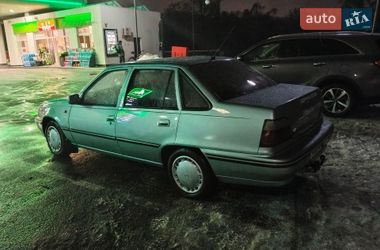 Седан Daewoo Nexia 2008 в Киеве