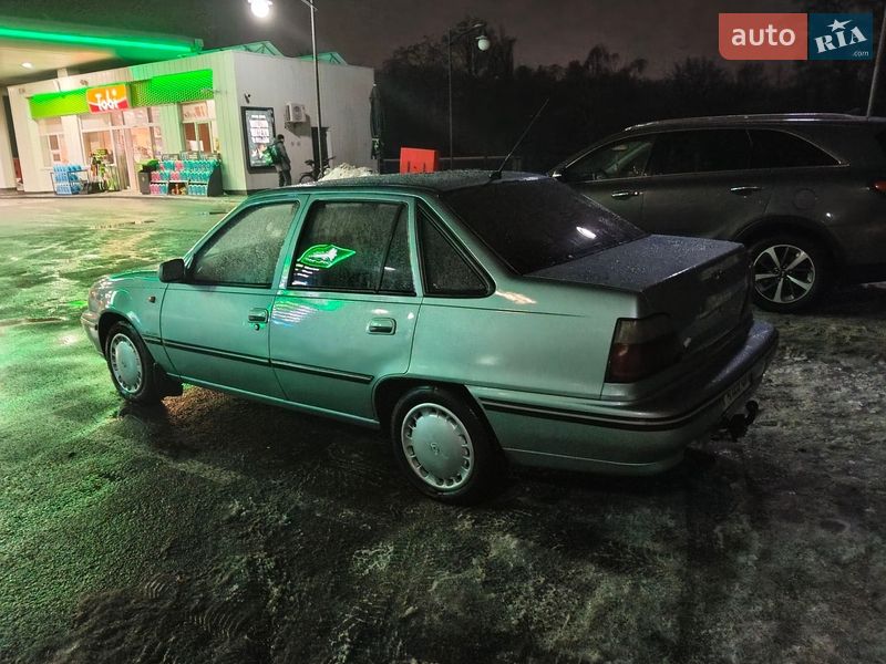 Седан Daewoo Nexia 2008 в Киеве
