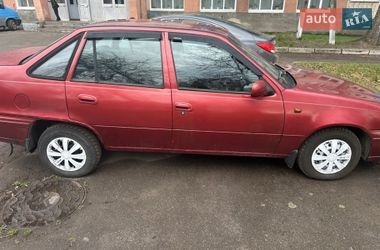 Седан Daewoo Nexia 1996 в Малині