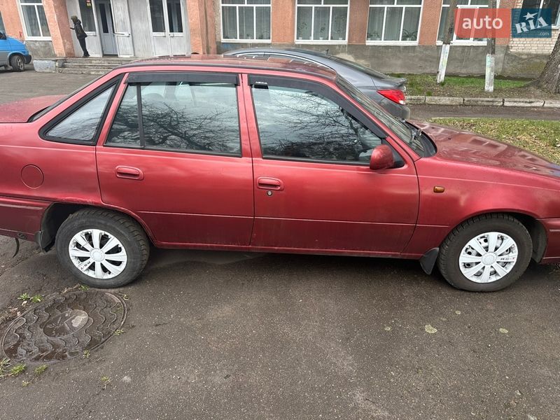 Седан Daewoo Nexia 1996 в Малине фото Седан Daewoo Nexia 1996 в Малине