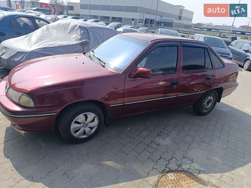 Седан Daewoo Nexia 2006 в Щирце