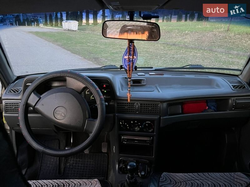 Седан Daewoo Nexia 2006 в Черновцах фото 9 Седан Daewoo Nexia 2006 в Черновцах