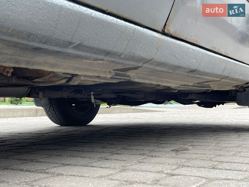 Седан Daewoo Nexia 2005 в Бродах