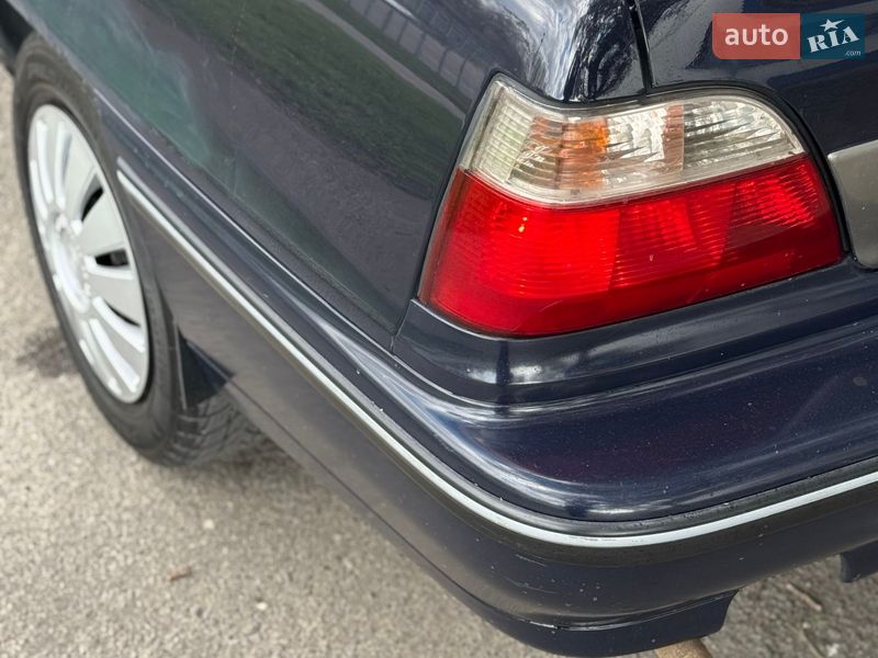 Седан Daewoo Nexia 2006 в Днепре