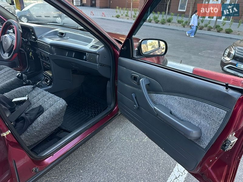 Седан Daewoo Nexia 2007 в Николаеве
