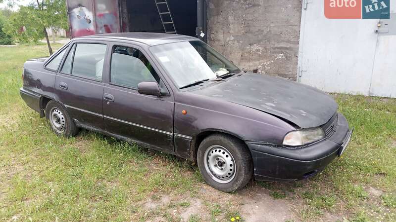 Седан Daewoo Nexia 1995 в Кривом Роге