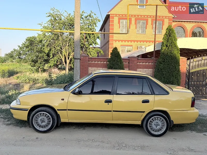 Daewoo Nexia 1997 VIN KLATF19Y1WB182077 фото оголошення 3 з 35