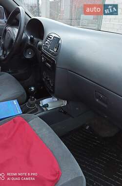 Седан Daewoo Nubira 1998 в Кременчуге