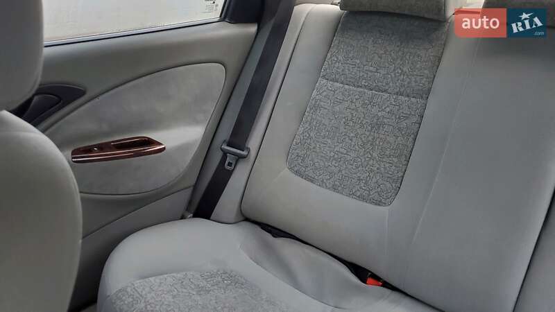 Седан Daewoo Nubira 2003 в Николаеве фото 6 Седан Daewoo Nubira 2003 в Николаеве