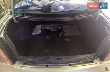 Седан Daewoo Nubira 2001 в Сумах