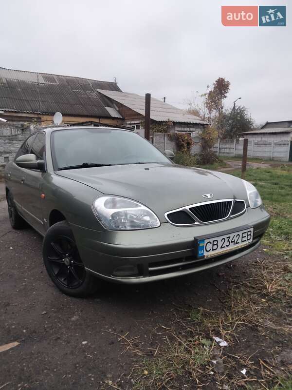 Седан Daewoo Nubira 2003 в Чернигове