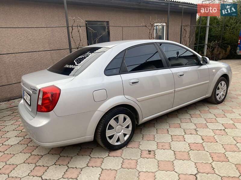 Седан Daewoo Nubira 2004 в Запоріжжі
