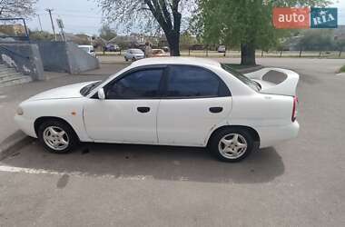 Седан Daewoo Nubira 1998 в Черкассах