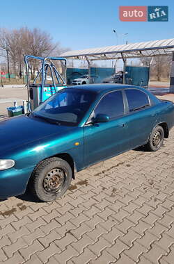 Седан Daewoo Nubira 1998 в Кривом Роге