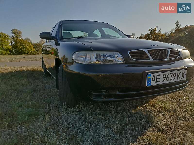 Daewoo Nubira 1998