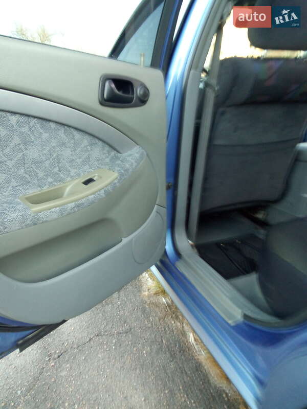 Хэтчбек Daewoo Nubira 2004 в Бердичеве фото 15 Хэтчбек Daewoo Nubira 2004 в Бердичеве