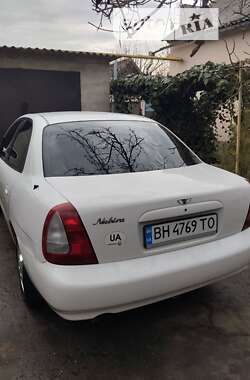 Седан Daewoo Nubira 1998 в Ізмаїлі