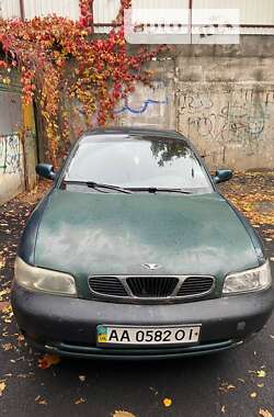 Седан Daewoo Nubira 1998 в Києві