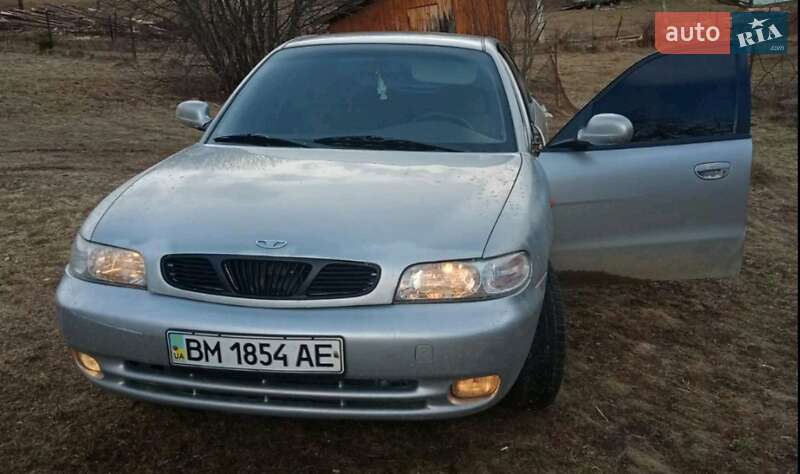 Седан Daewoo Nubira 1998 в Верховине