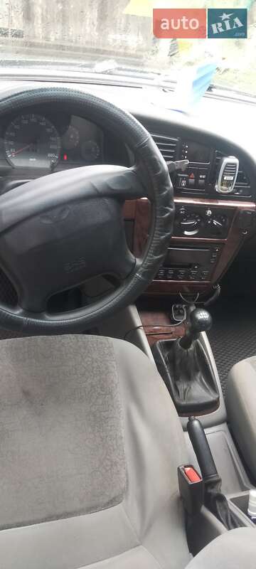 Седан Daewoo Nubira 2003 в Кременчуге
