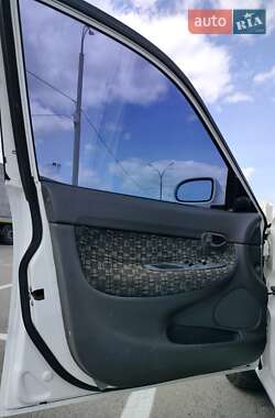 Седан Daewoo Nubira 1998 в 