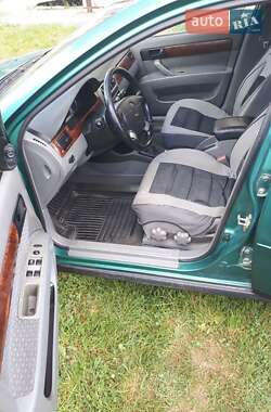Седан Daewoo Nubira 2004 в 