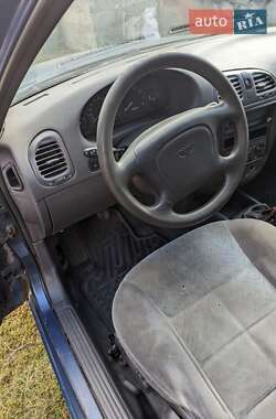 Седан Daewoo Nubira 2000 в 