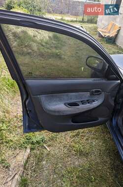 Седан Daewoo Nubira 2000 в 