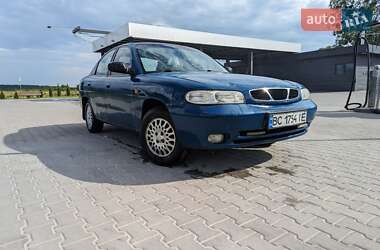 Седан Daewoo Nubira 2000 в 