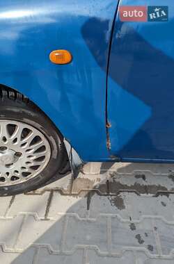 Седан Daewoo Nubira 2000 в 