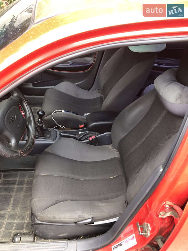 Седан Daewoo Nubira 2000 в Днепре