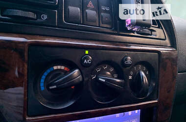 Седан Daewoo Nubira 2001 в  фото 12 Седан Daewoo Nubira 2001 в