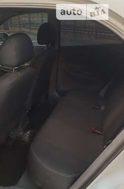 Седан Daewoo Nubira 1998 в 
