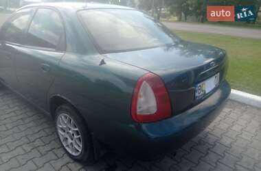 Седан Daewoo Nubira 1999 в 