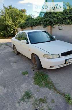 Седан Daewoo Nubira 1999 в Херсоне