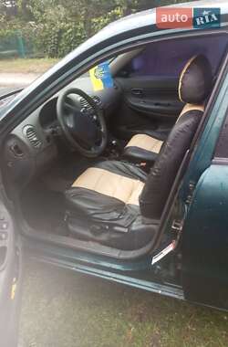 Седан Daewoo Nubira 1998 в 