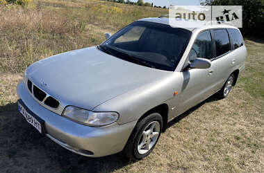 Універсал Daewoo Nubira 1998 в Гребінці