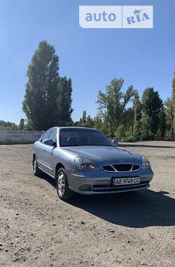 Седан Daewoo Nubira 2002 в Павлограді